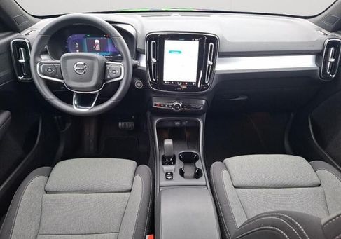 Volvo XC40, 2024 3