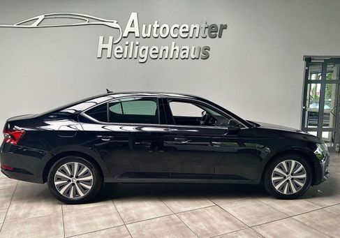Skoda Superb, 2021