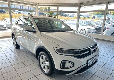 Volkswagen T-Roc, 2024