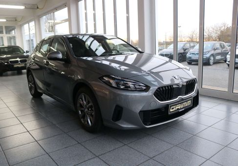 BMW 120, 2024