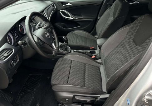 Opel Astra, 2021