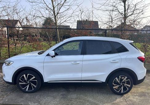 MG ZS, 2025