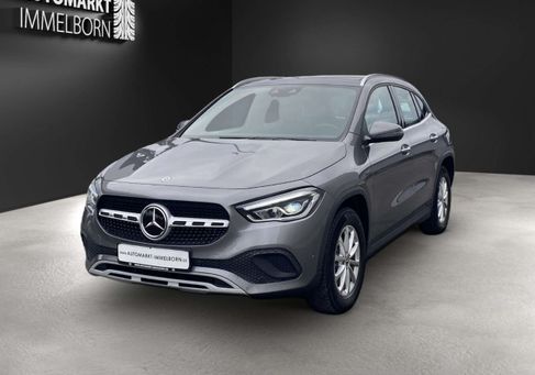 Mercedes-Benz GLA 250, 2021 3