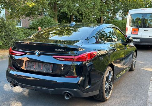 BMW 220, 2022 3