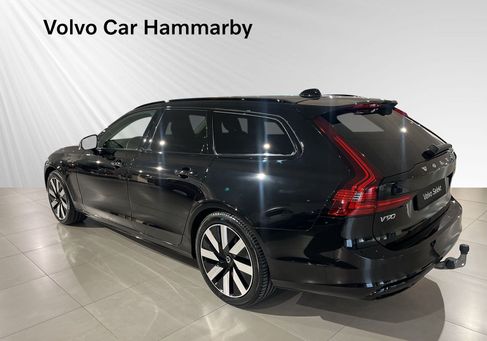 Volvo V90, 2026