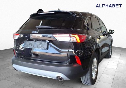 Ford Kuga, 2022