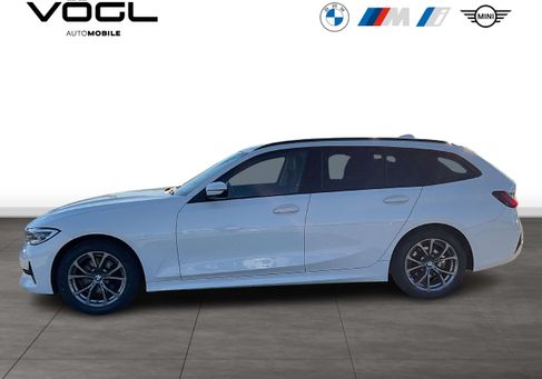 BMW 320, 2022