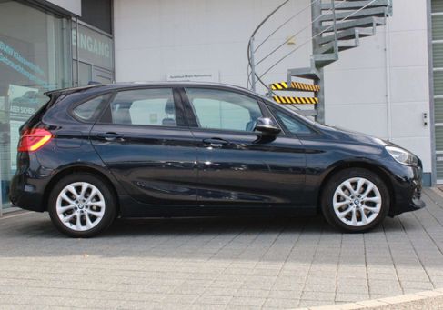 BMW 218, 2021 3
