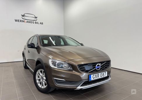 Volvo V60 Cross Country, 2016