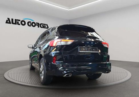 Ford Kuga, 2022