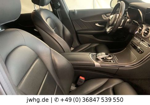 Mercedes-Benz C 300, 2020