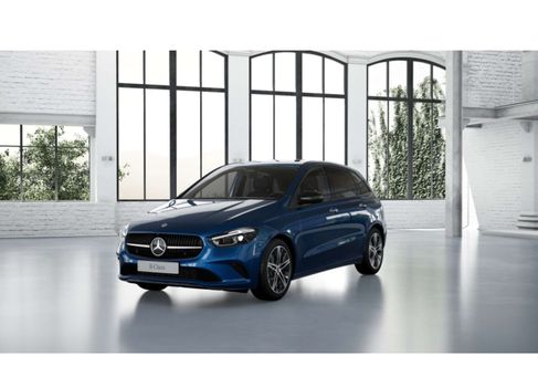Mercedes-Benz B 180, 2025