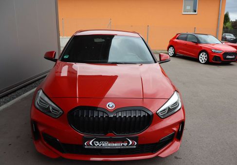 BMW 118, 2023