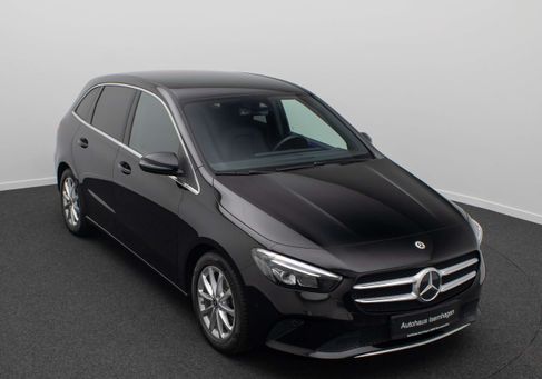 Mercedes-Benz B 180, 2020