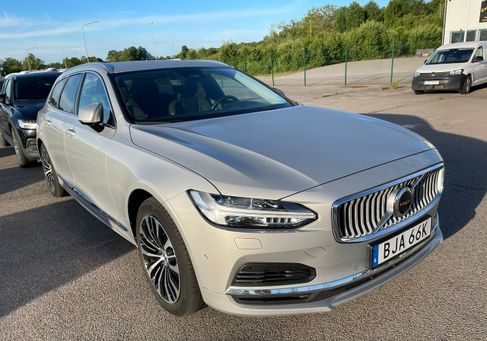 Volvo V90, 2024