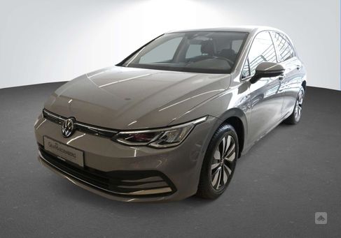 Volkswagen Golf, 2023