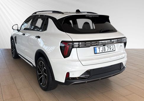 Lynk &amp; Co 01, 2025