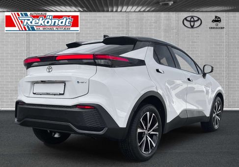 Toyota C-HR, 2025 2