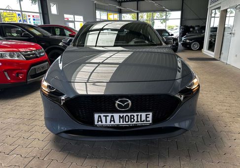 Mazda 3, 2021