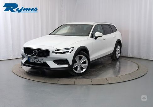 Volvo V60 Cross Country, 2021