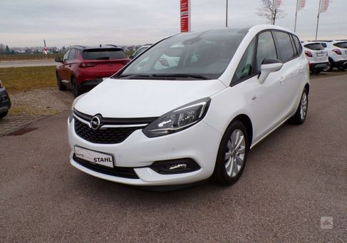 Opel Zafira, 2018