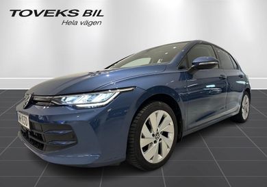 Volkswagen Golf, 2024