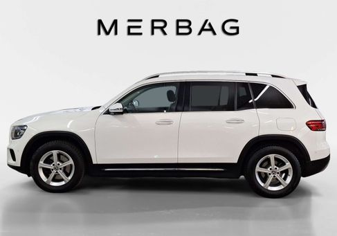Mercedes-Benz GLB 200, 2022
