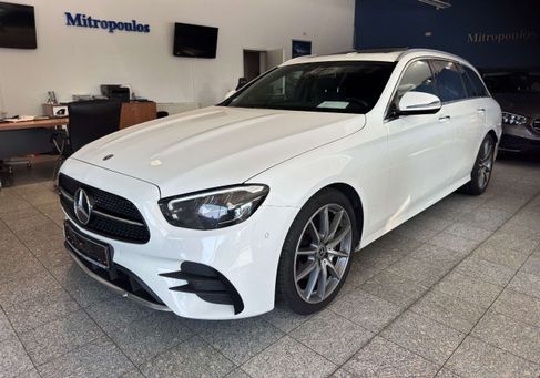 Mercedes-Benz E 220, 2022