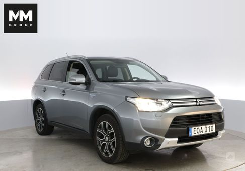 Mitsubishi Outlander, 2015