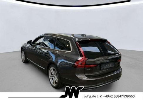 Volvo V90, 2022 3