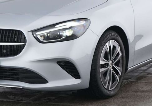 Mercedes-Benz B 180, 2024