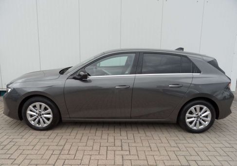 Opel Astra, 2023