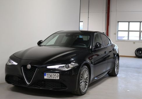 Alfa Romeo Giulia, 2018