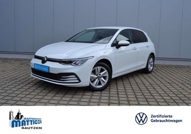 Volkswagen Golf, 2022