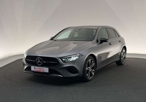 Mercedes-Benz A 200, 2023