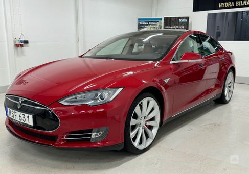 Tesla Model S, 2014