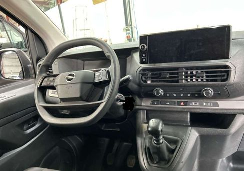 Opel Vivaro, 2025