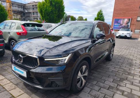 Volvo XC40, 2025 2