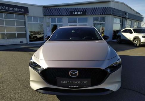 Mazda 3, 2025
