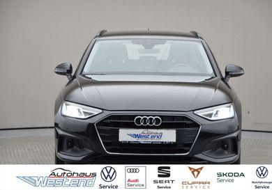 Audi A4, 2022