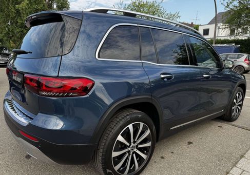 Mercedes-Benz GLB 200, 2023