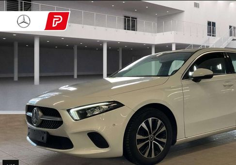 Mercedes-Benz A 180, 2022