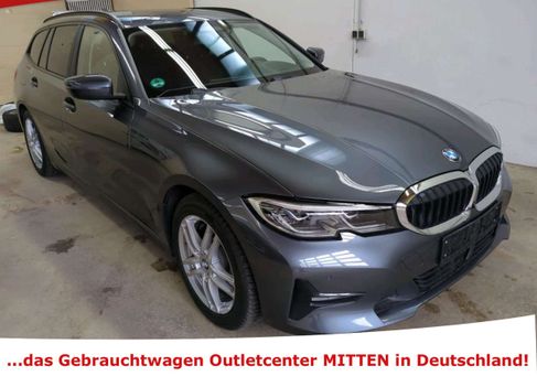 BMW 330, 2021