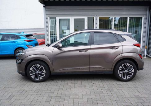 Hyundai Kona, 2022 3