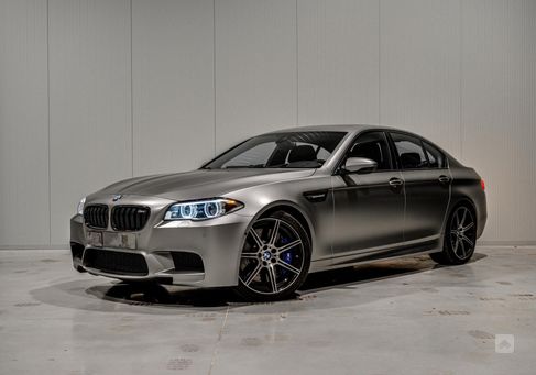 BMW M5, 2015