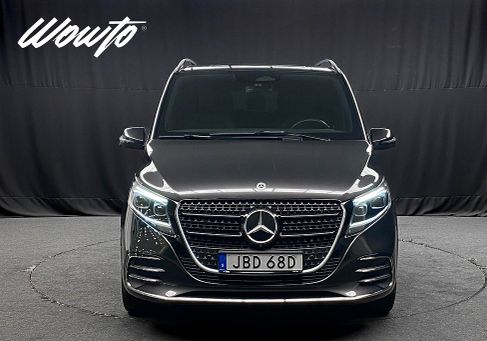 Mercedes-Benz V 300, 2025