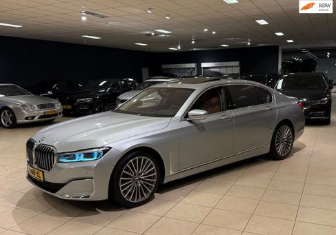 BMW 740, 2021