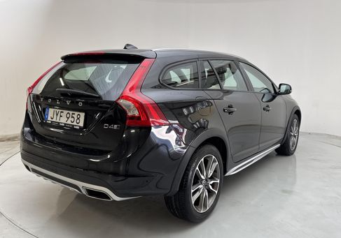 Volvo V60 Cross Country, 2018
