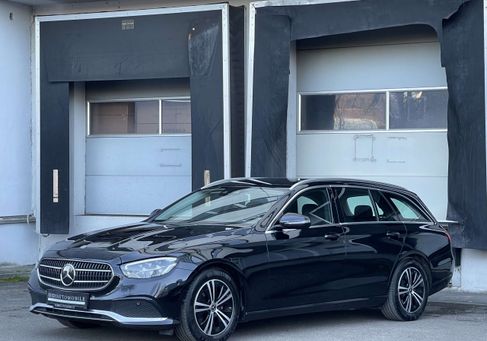 Mercedes-Benz E 220, 2022