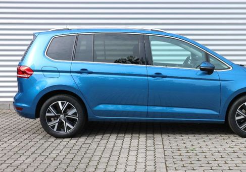 Volkswagen Touran, 2020 3